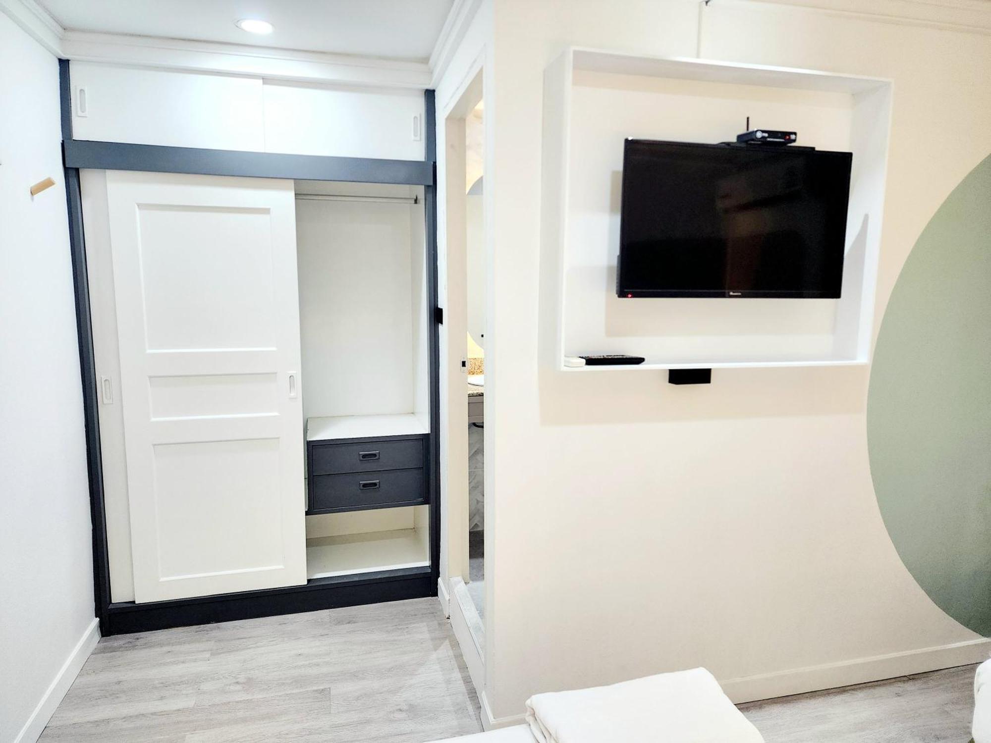 Seatel Phuket, Patong Beach Exterior foto
